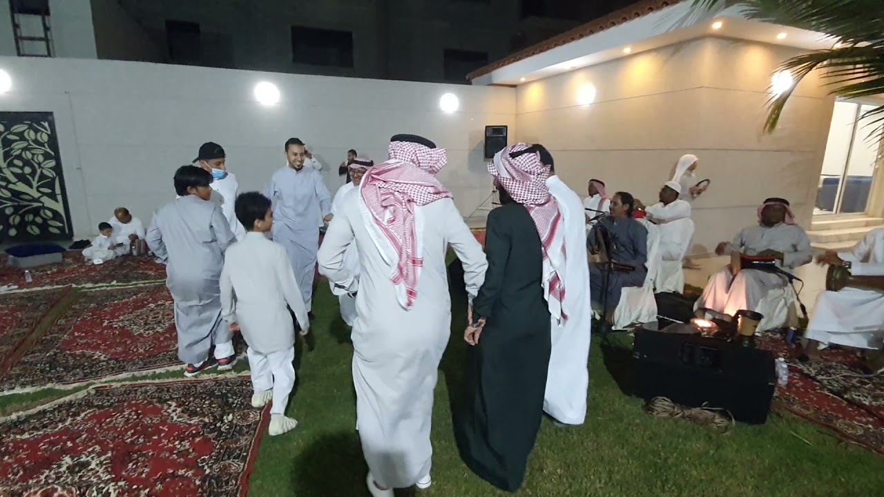 شاهدتألق / الفنان محمد الشميري في اغنية اسمر حلو قابلته