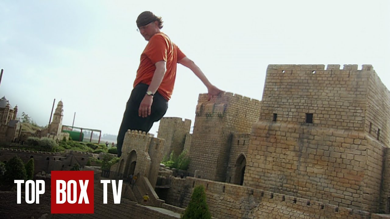 Evidence For Ancient Giants? - The Naked Archaeologist 210 - The Giants of Genesis