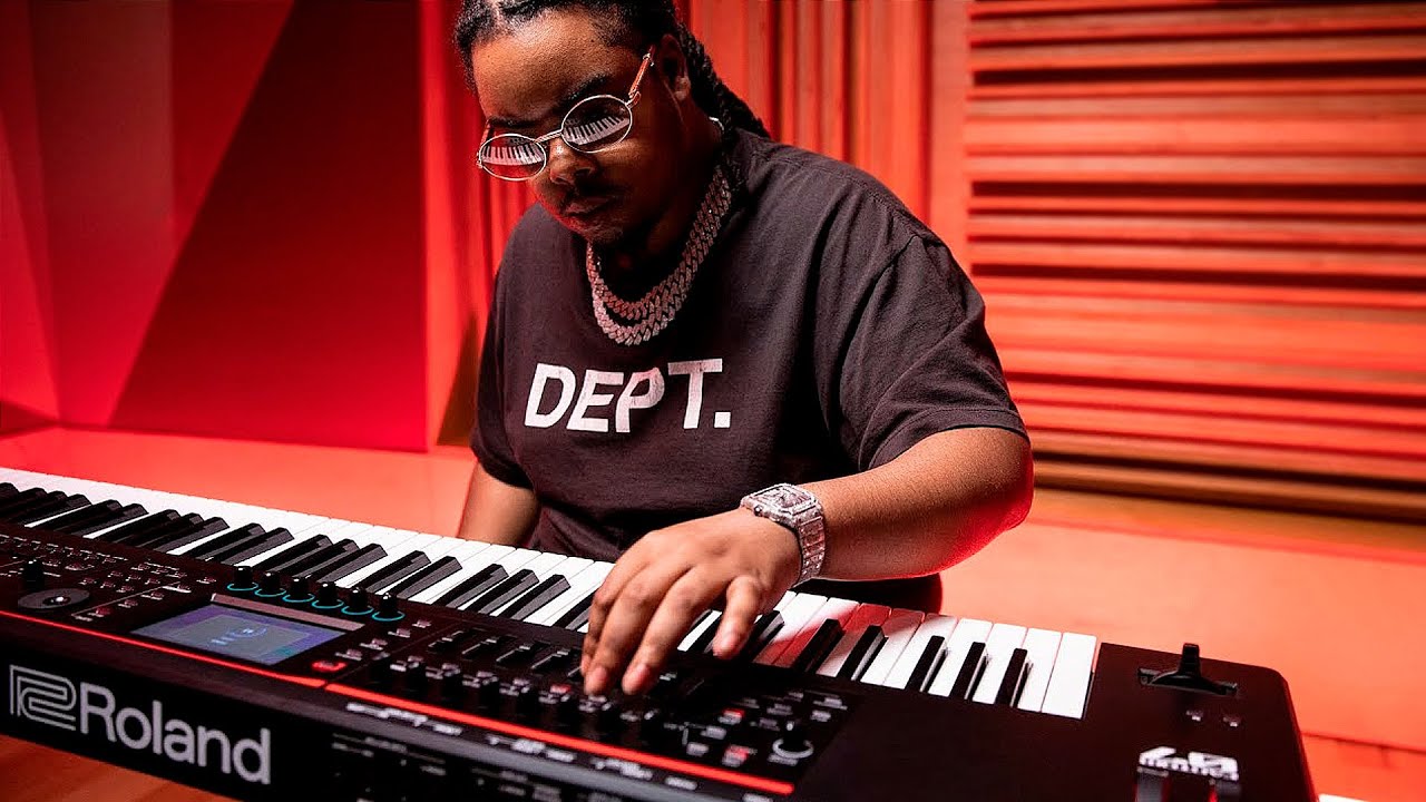 Chopsquad DJ cooks up a banger on IG live 2024