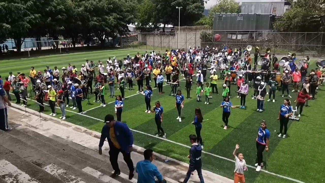Ensayo General de la banda El Salvador grande como su gente