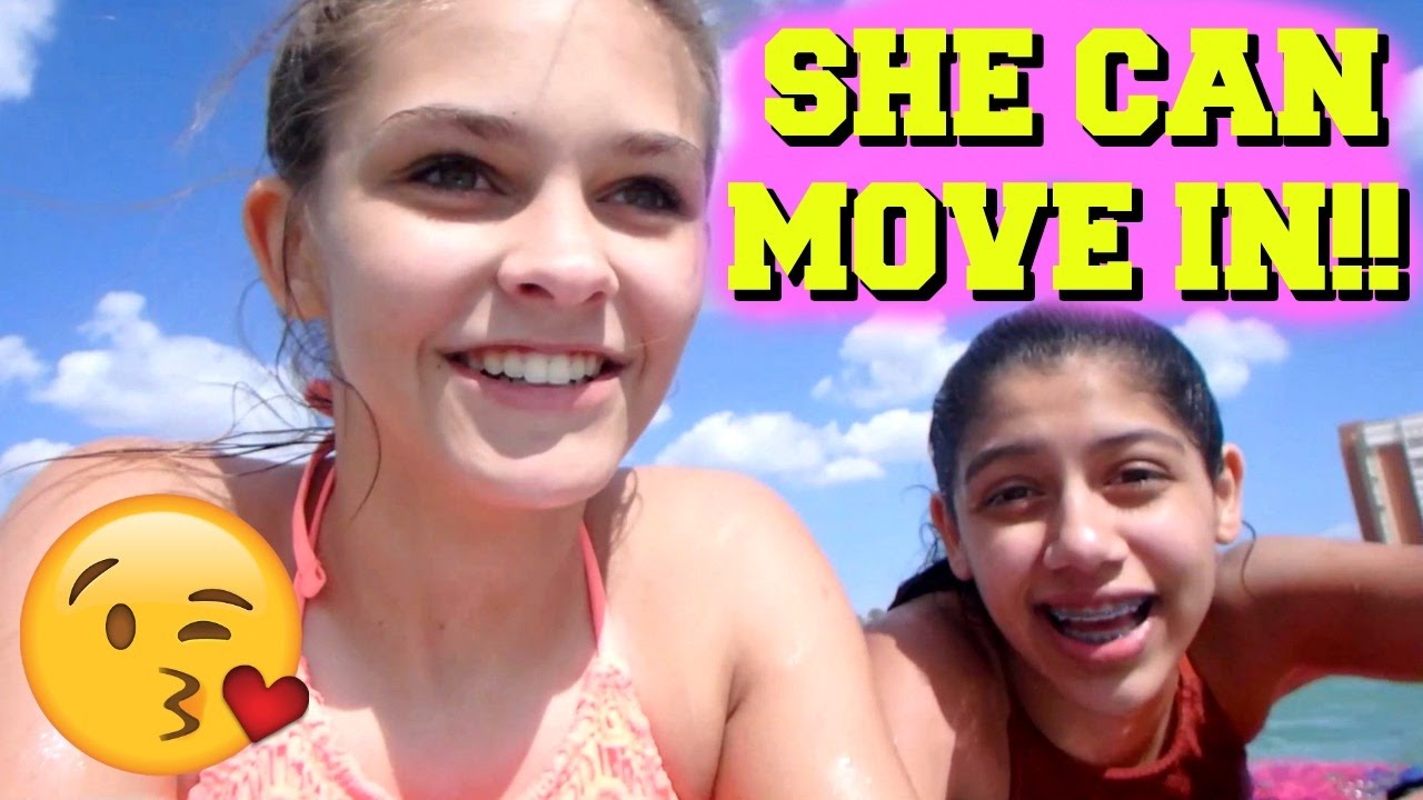 😍 MY BEST FRIEND CAN MOVE IN! 😍 BEACH TUMBLING CHALLENGE!