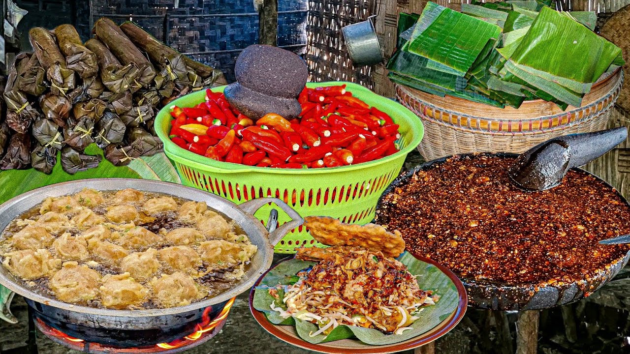 GILLA ,TAK TERLIHAT SEPERTI WARUNG TAPI RAMAINYA BIKIN KAGET TELAT DIKIT GAK KEBAGIHAN