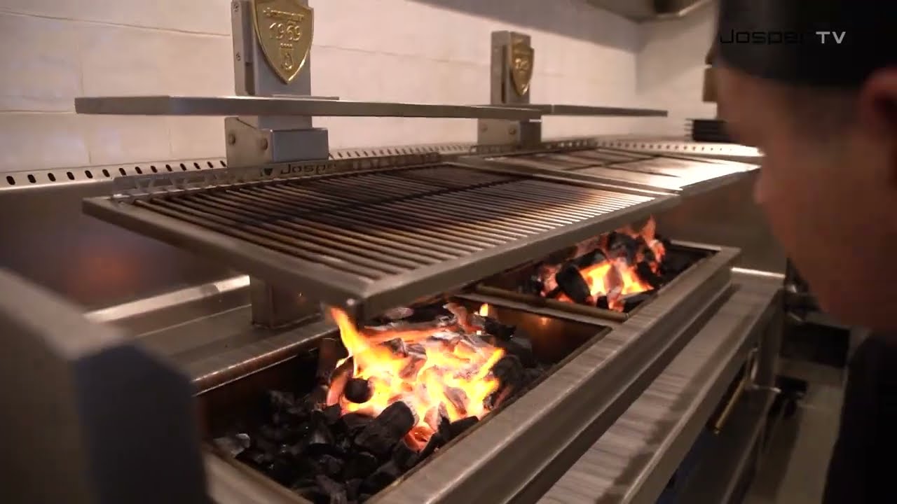 Varanakis_Josper Combo &Epsilon;&nu;&iota;&alpha;ί&alpha; &kappa;&alpha;&tau;&alpha;&sigma;&kappa;&epsilon;&upsilon;ή &phi;&omicron;ύ&rho;&nu;&omicron;&upsilon; Josper &kappa;&alpha;&iota; &gamma;&kappa;&rho;&iota;&lambda; Basquegrill