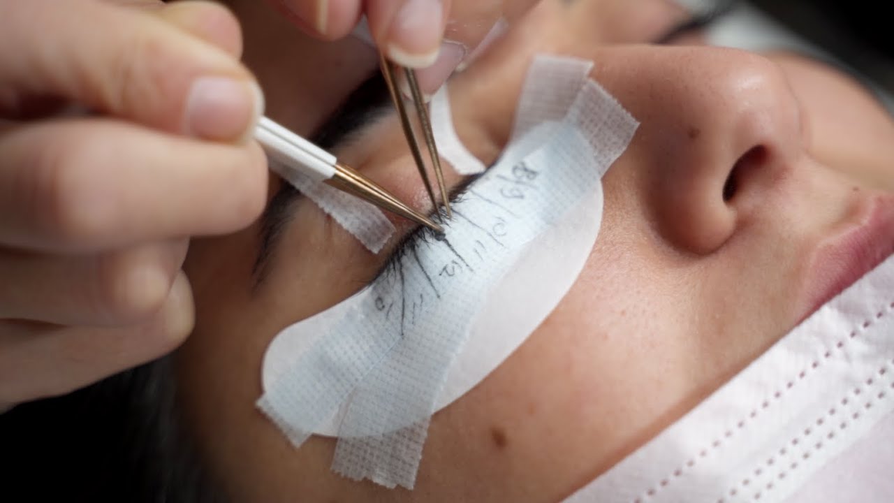 One By One Wimperextensions - Training bij Perfect Eyelash