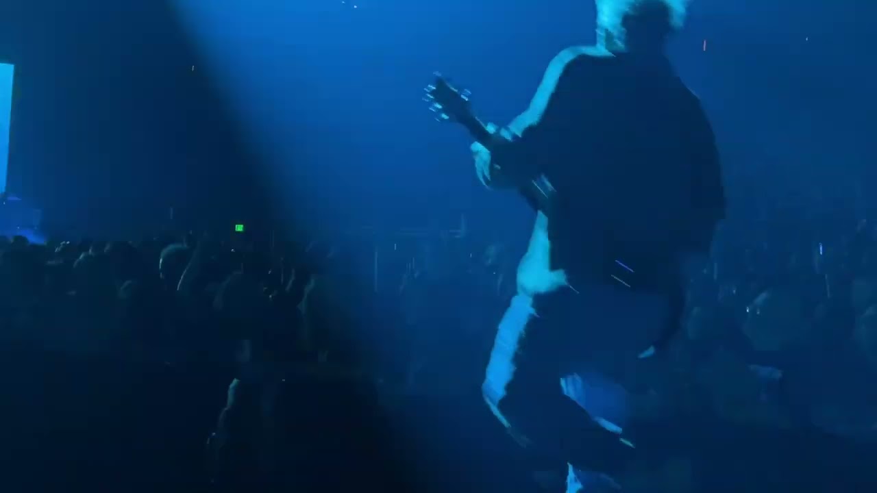 Shinedown-Fly From the Inside-Milwaukee, WI.  Fiserv forum 7/26/25