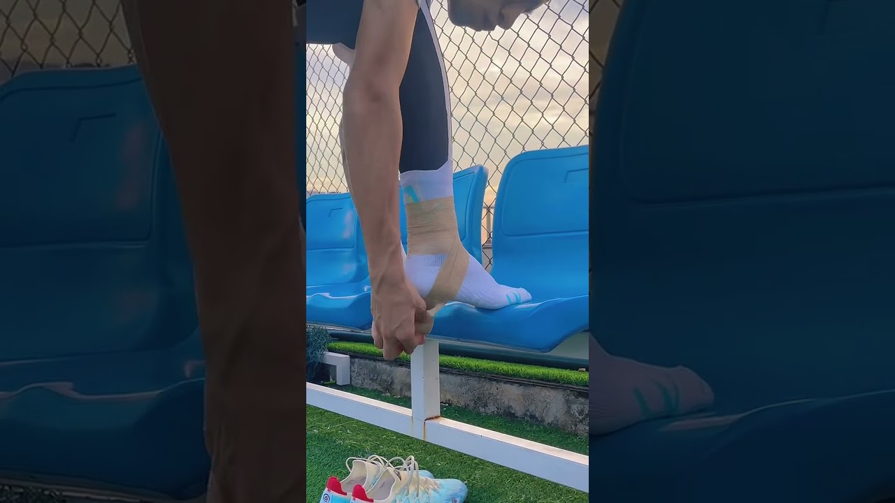 Prevent ankle sprains before exercise sports protection Foot bandage