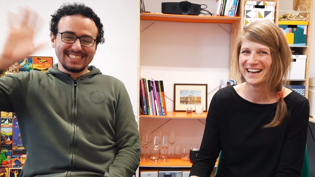 تحدي اللغات - إليشكا بتغني بالمصري