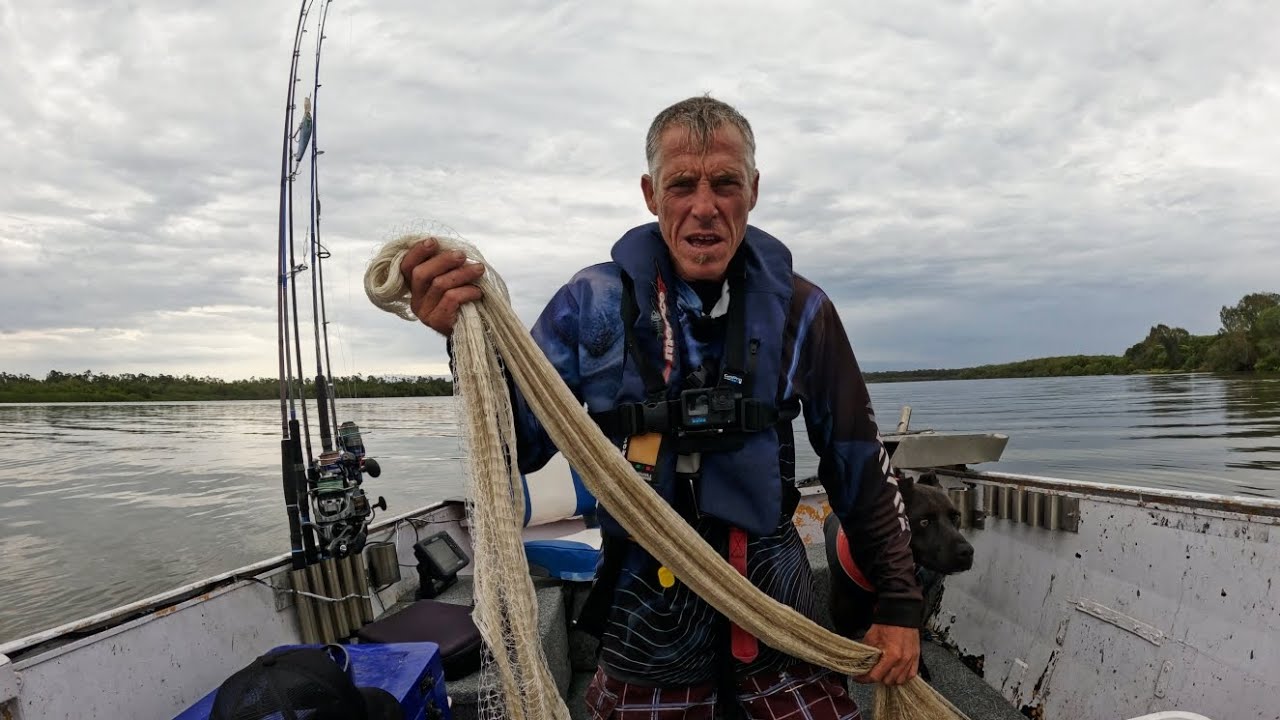 Fishing the Maryborough river (Catch & Cook)