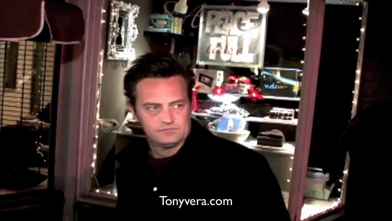 Classic video of Matthew Perry he is so cool and funny in real life