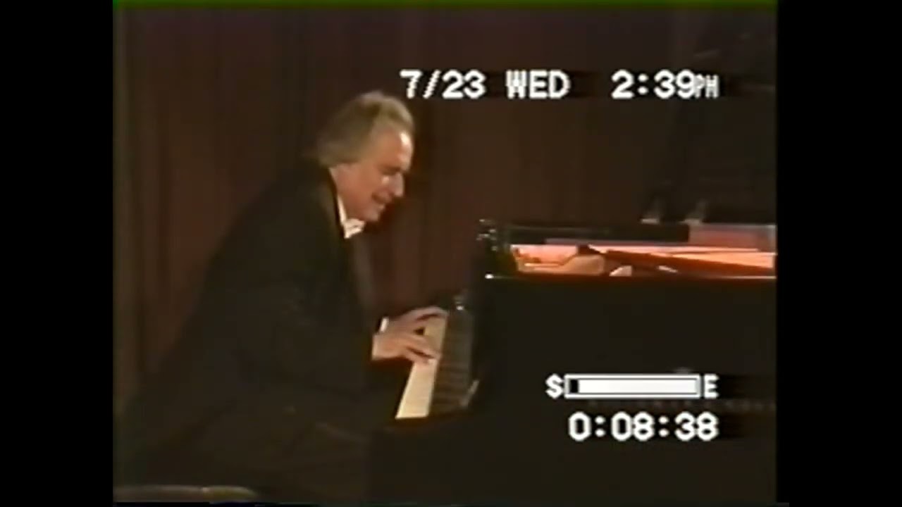 João Carlos Martins plays Bach - Prelude and Fugue # 2 in C Minor