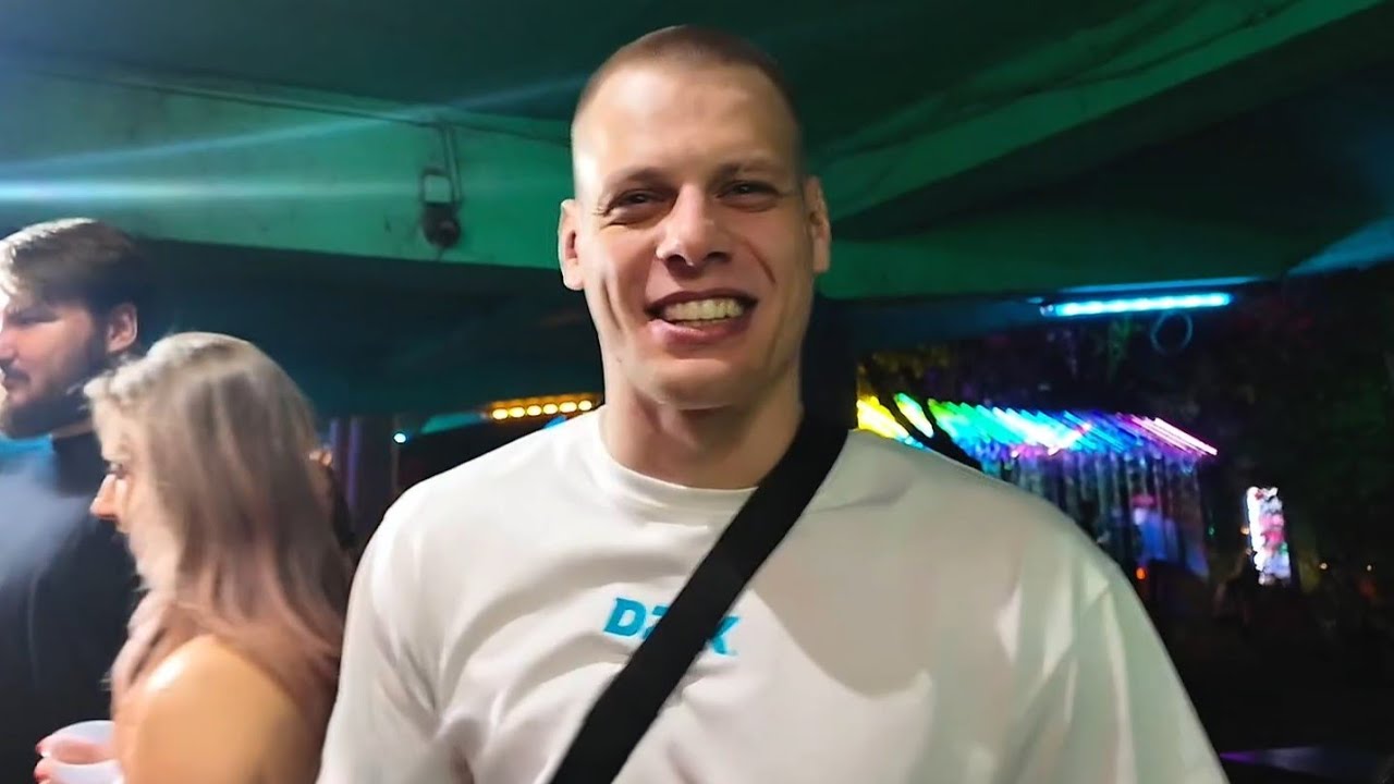 TAAZY | IMPREZOWY IRL (NOWA DZIEWCZYNA?)