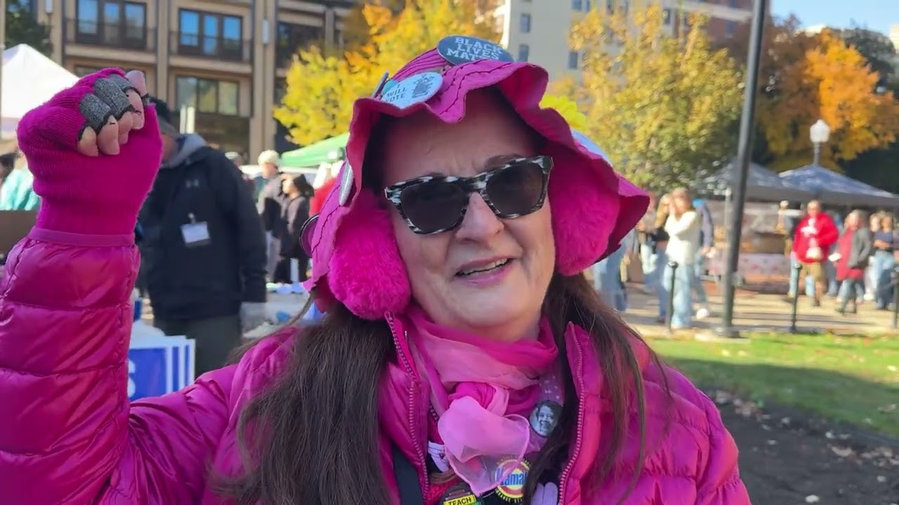 The Raging Grannies of Madison and Dane County Make Their Voices Heard