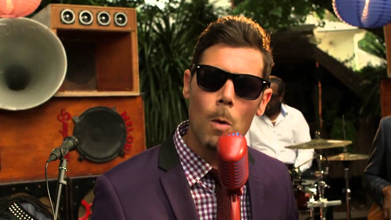 The Dualers - Running Around With Your Head In The Clouds (Official Video)