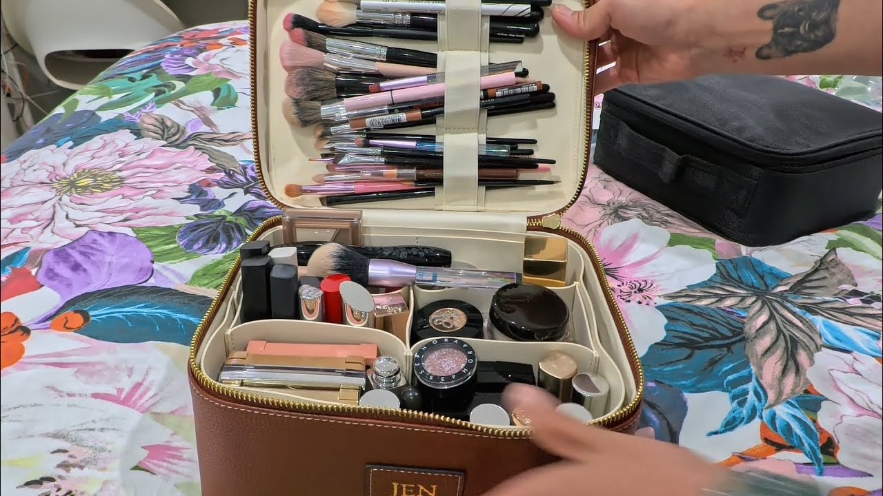 Review cốp đựng đồ make up Etoile - Étoile vanity case review - How much makeup it can fit?! 