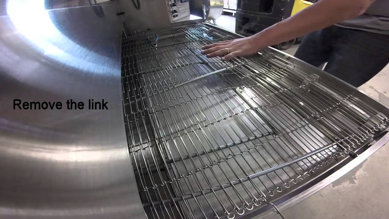Conveyor Belt Link Removal
