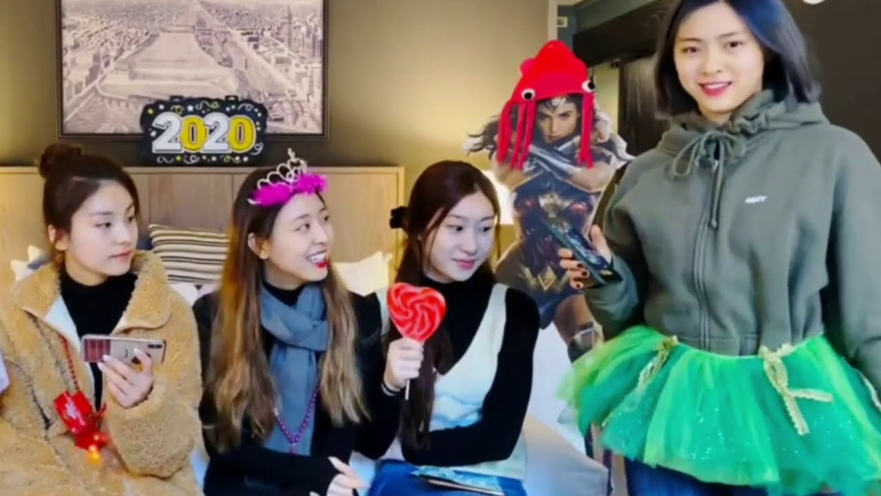 ITZY BEING A MESS IN AMERICA