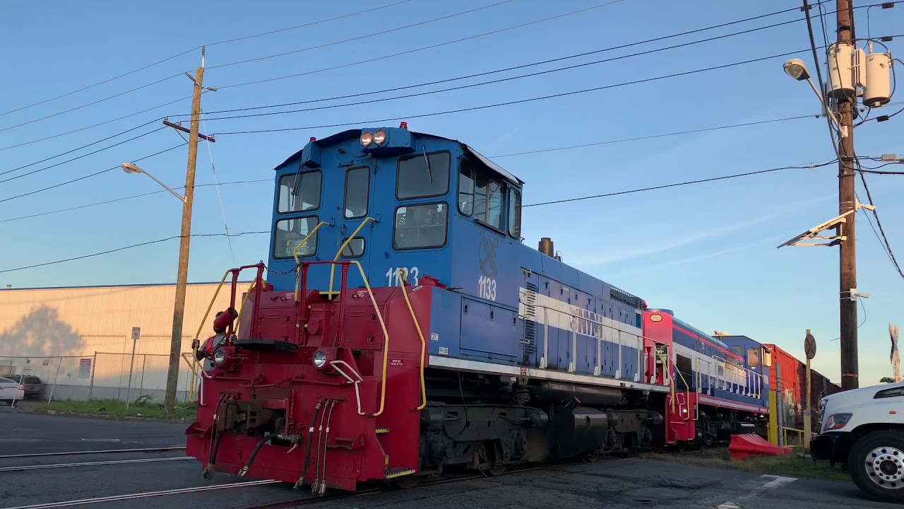 NYNJ Railroad Switching Cars @ Port Jersey, NJ, with an EMD SW1500 / KLW SE10B