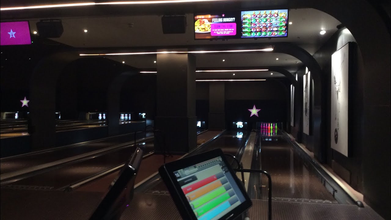 Playing Bowling at Hollywood Bowl Southampton at Westquay Shopping Centre Ep 6