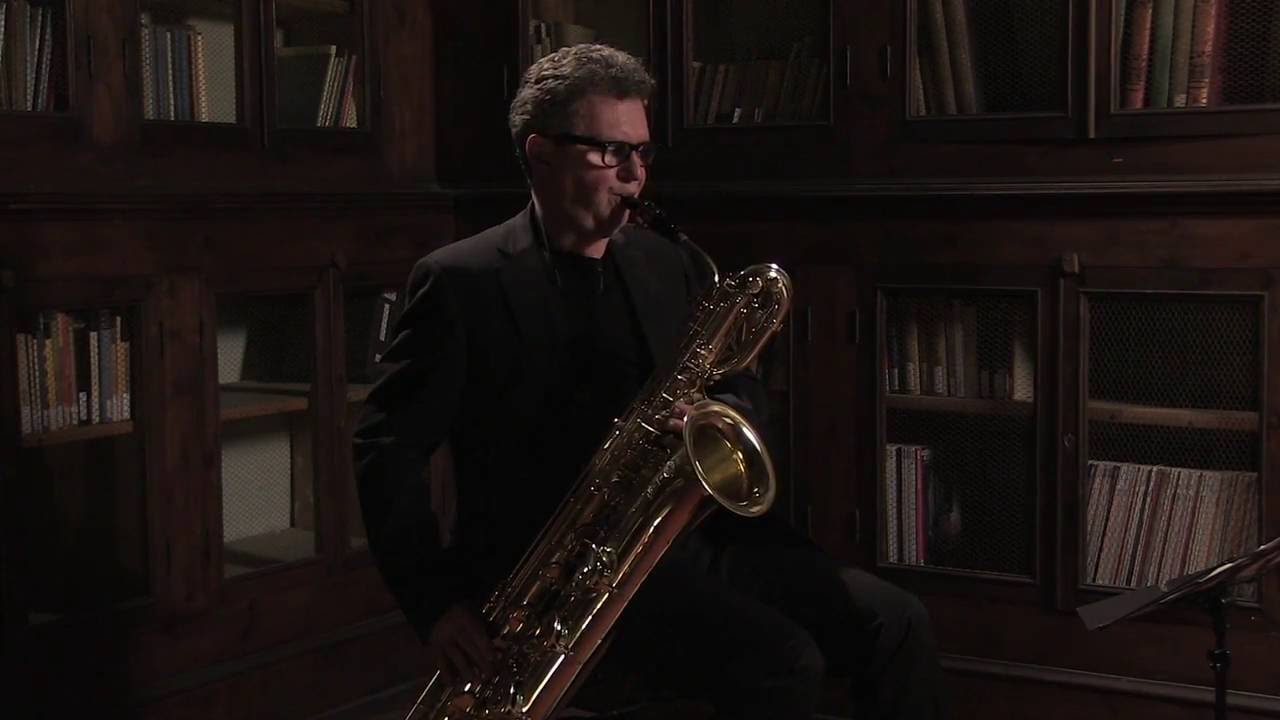 J.S. BACH - Sarabande aus der Suite Nr. V c-Moll, BWV 1011 / Marcus Weiss, Baritonsaxophon