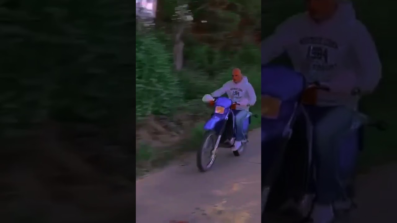 yamaha DT125 sunset ride #yamaha #2stroke #ride #sunset #cruizing #wheelie #fun #ytshorts #ytviral