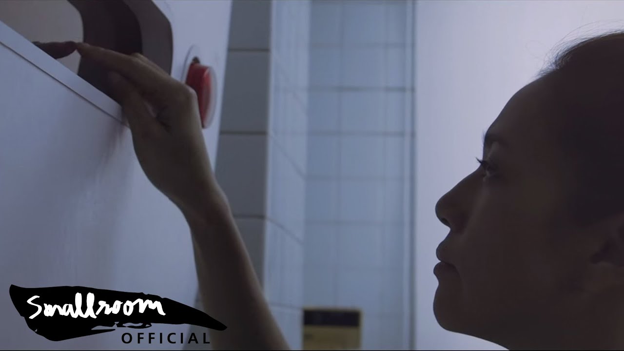 Greasy Cafe - หมุน [Official Music Video]