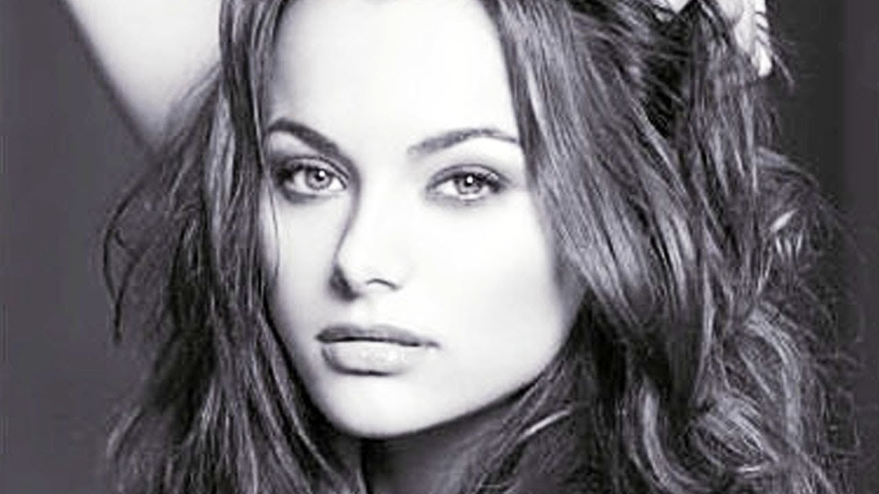 Christina Ochoa - Science Communicator and Actor