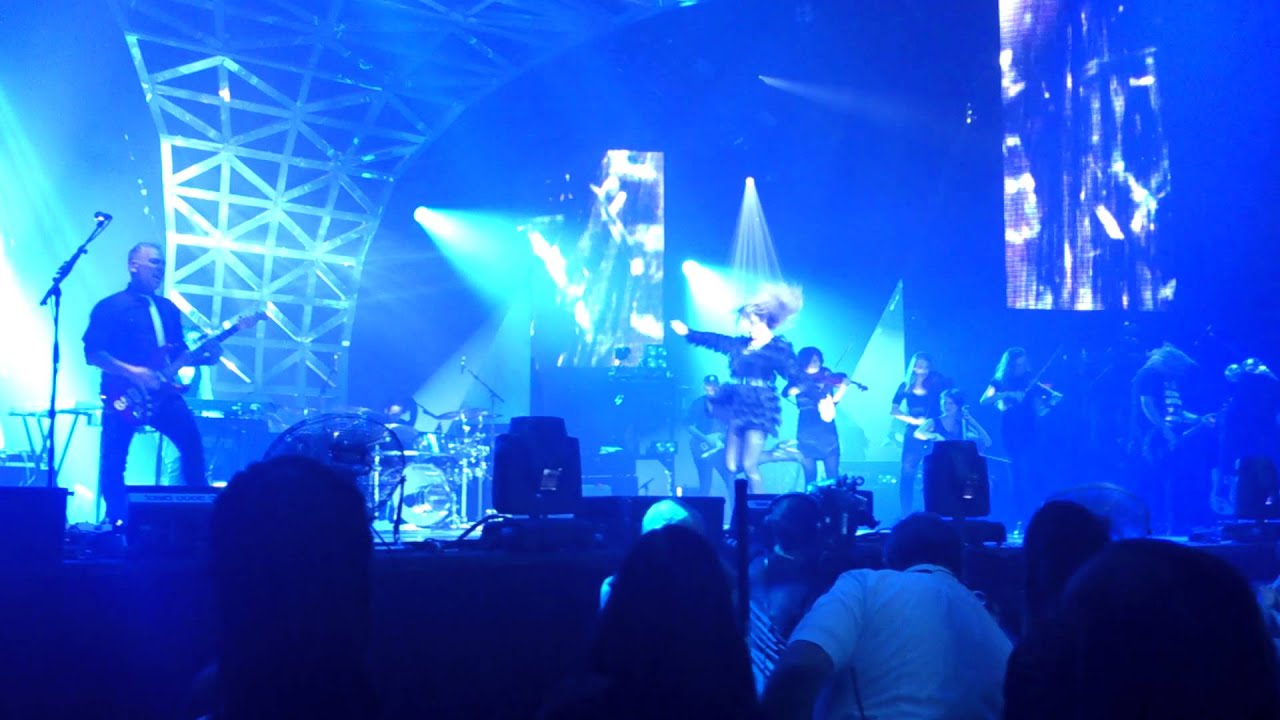Encore une nuit- Marie-Mai @ Centre Bell 28 novembre 2013