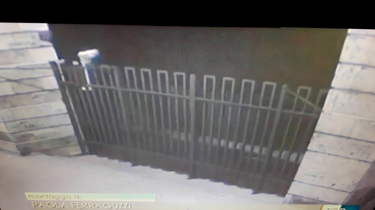 Sorpresi ladri in via Tomacelli