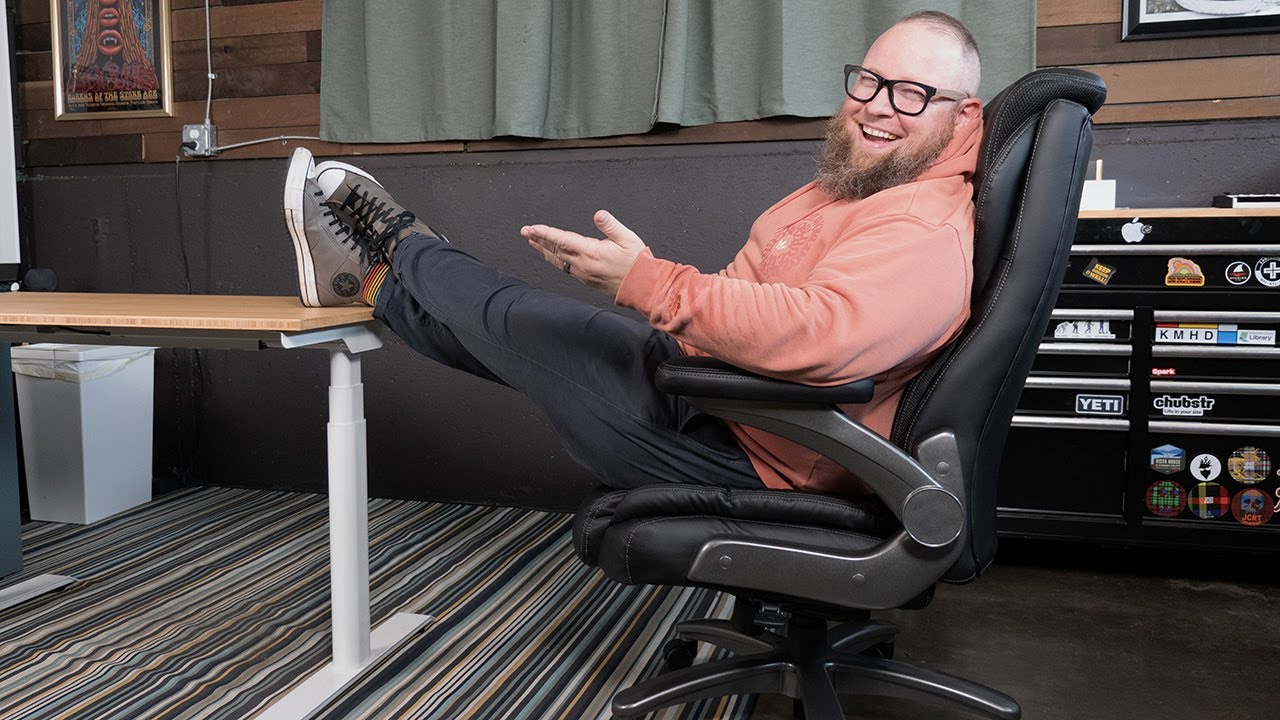Staples Randolph Big & Tall Office Chair Review | Built for Bigger Bodies