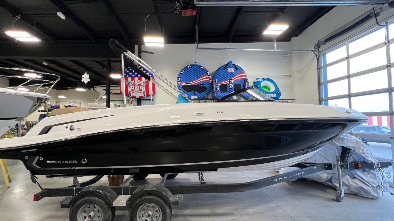 Grand Bay Marine Walk Through Featuring the Bayliner VR6