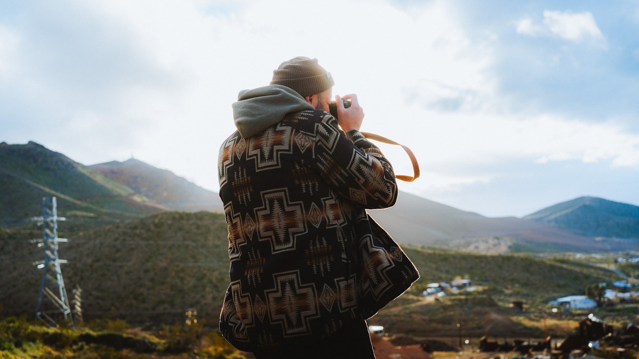 Two Leica Cameras in the Desert (feat. @MikeChudley)