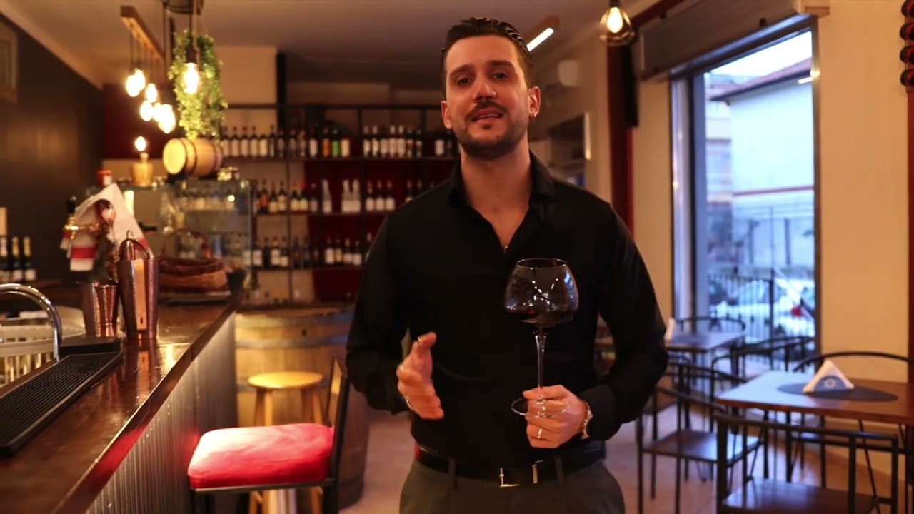 NAVI Falciano del Massico.C’è un luogo dove il vino non è solo un calice,ma un racconto indelebile.