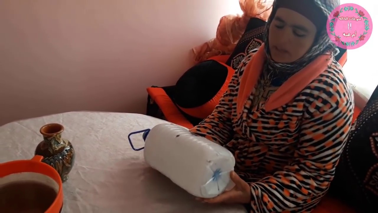 لمحبي الزبدة البلدية😋مع لالة مليكة مافيش مستحيل😅استخراج الزبدة واللبن من حليب البقر بكل سهولة👍😉