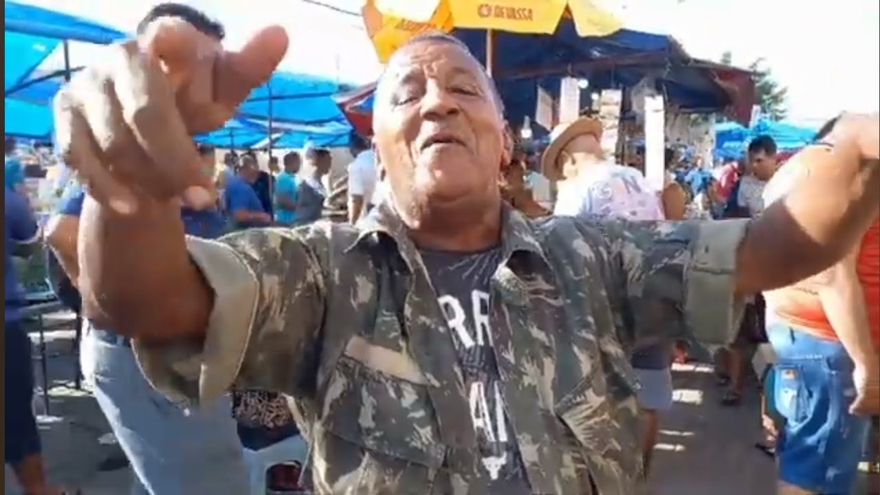 VOLTAMOS NA FEIRA DO CORDEIRO, GAIOLAS, ACESSÓRIOS E PASSAROS EXÓTICOS, RECIFE/PE, BRASIL.