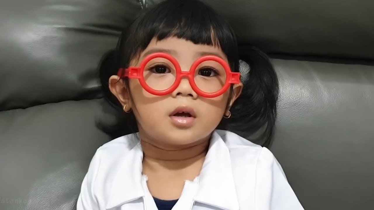 Parodi !? PASIEN SAKIT, DOKTER DOKTERAN, MAINAN ANAK, KAKAK ADIK, IMOO WATCH PHONE