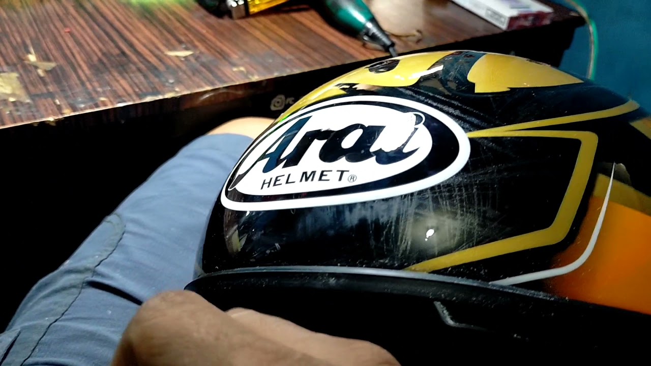 Cara mudah menghilangkan Baret pada Helm