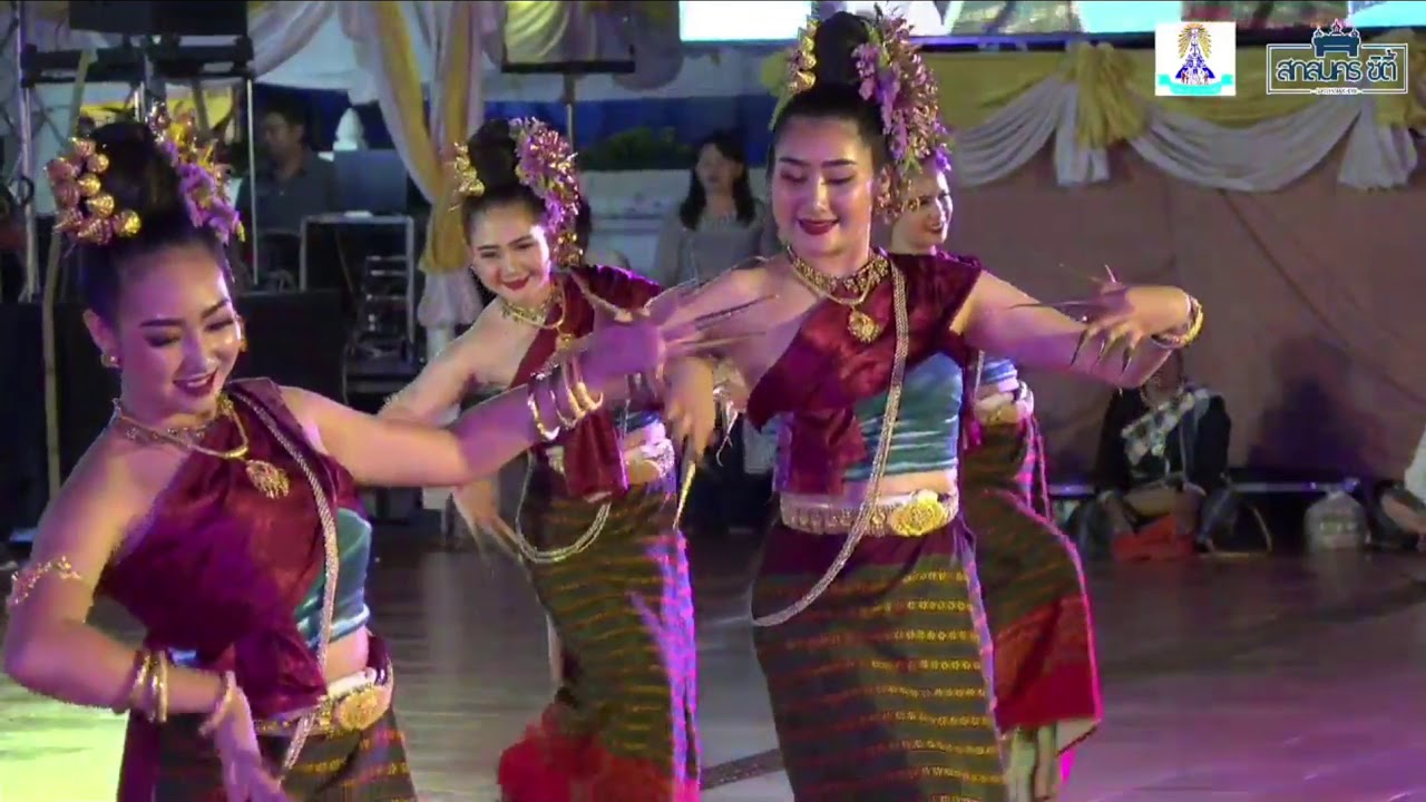 ฟ้อนแสนหลวง หริภุญไชย