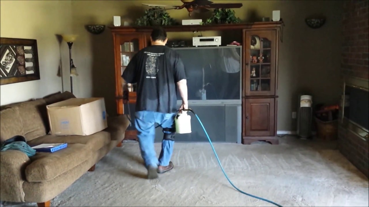Using the Rotovac to do some Carpet Cleaning in Oklahoma City