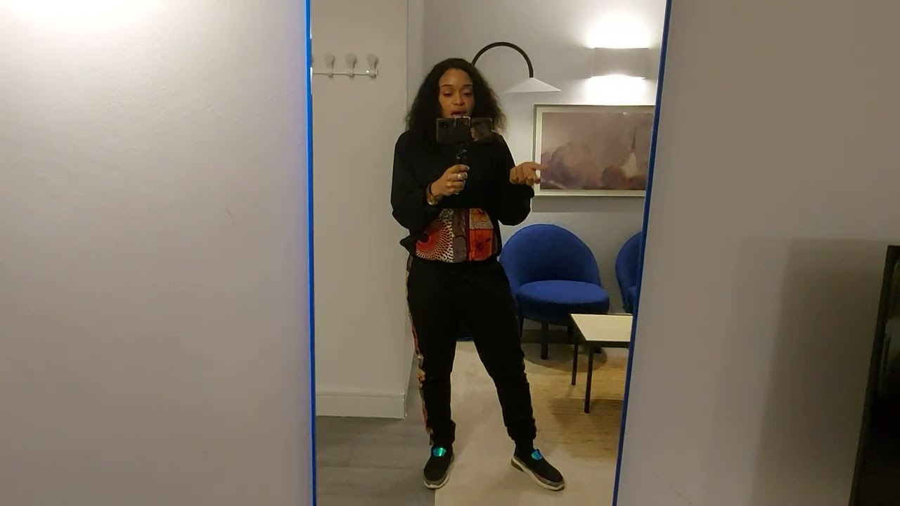 #shorts #shortvideo #airportstyle #airportoutfit #fashion