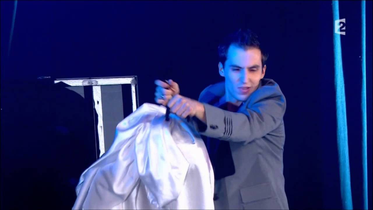 2014 01 25   MAXIM MAURICE   double malle des indes