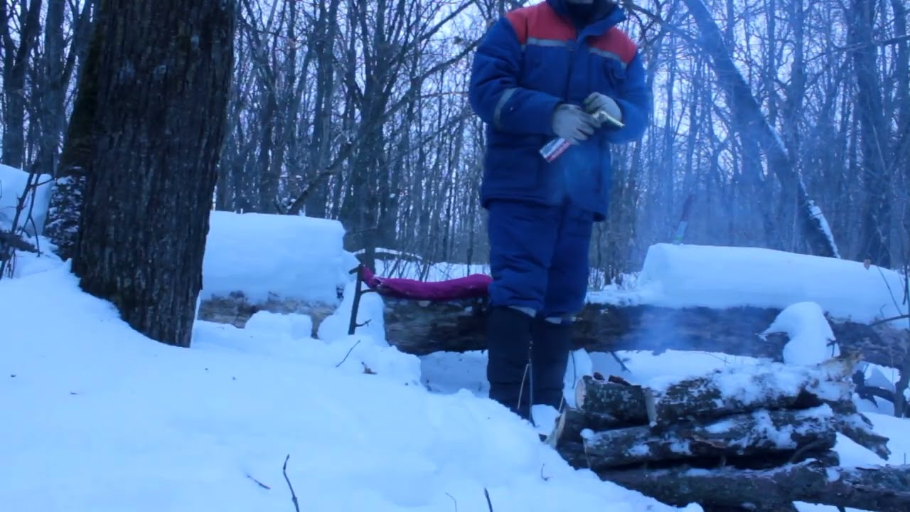 Ушёл Зимой В Лес Подумать У Костра