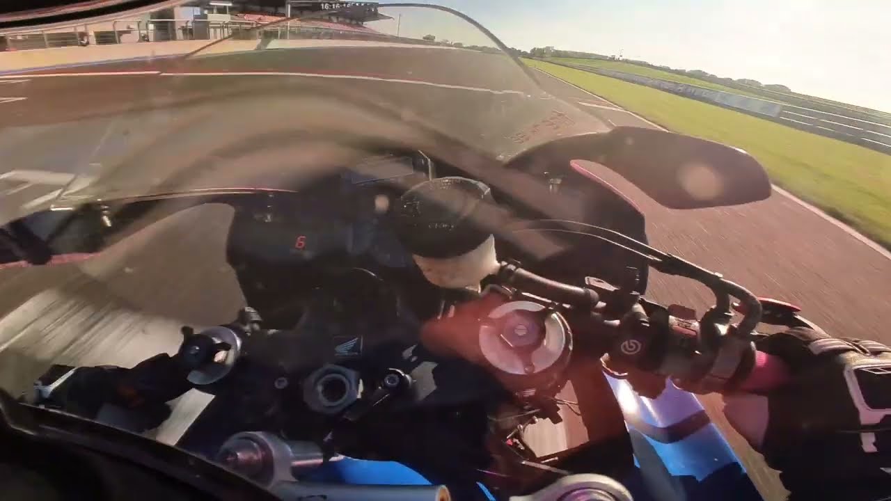 Onboard SlovakiaRing 2:21 Honda Cbr600rr Dafit 27-28.8  Free Practice