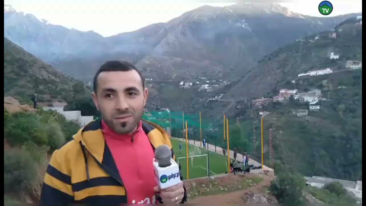 🔴#بجاية : شباب قرية إغزر أوفتيس بلدية درقينة يناشدون السلطات بإنجاز ملعب كرة القدم.