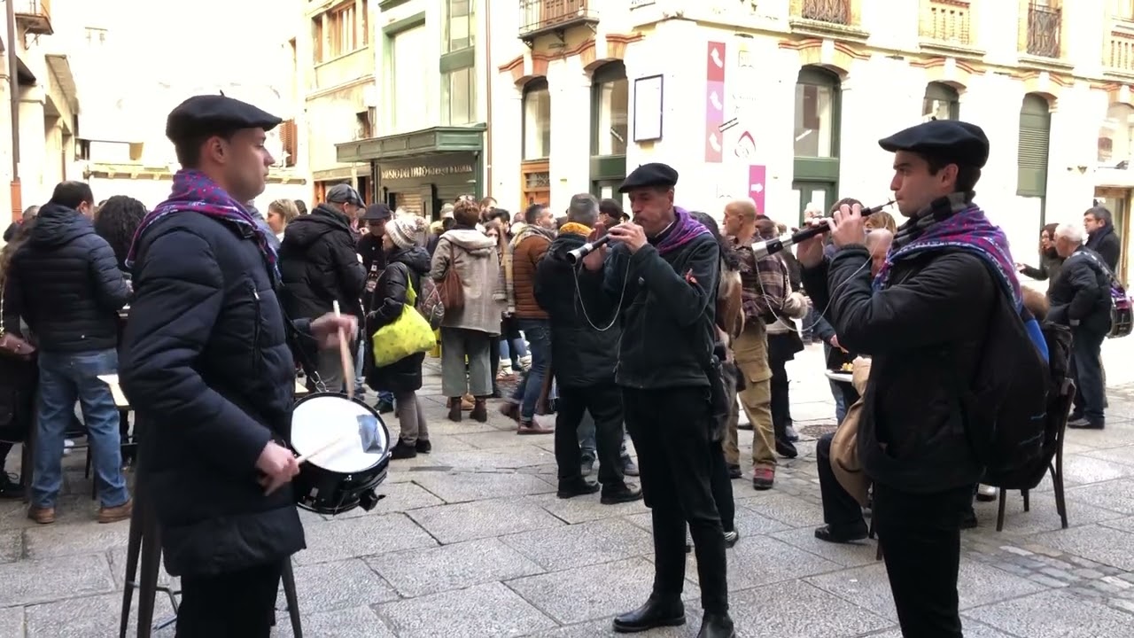 &ldquo;El barquero del Ebro&rdquo; - Gaiteros de Bilbao. 36&ordm; D&iacute;a del dulzainero de Burgos. 17/12/2022