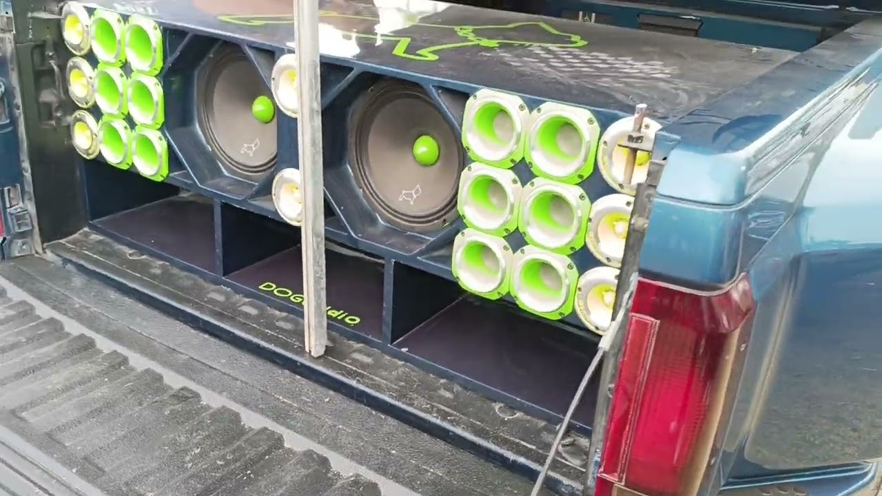Ford Flate Side con sistema Open show Team Dog audio de hobby audio 