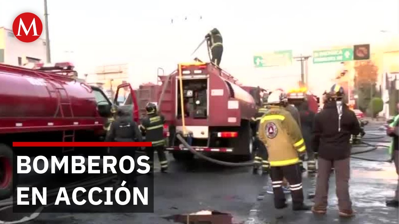 Bomberos controlan incendio en predio de veh&iacute;culos en la GAM, CdMx