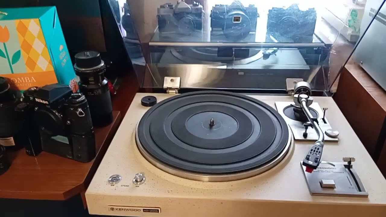 Hifi - giradischi vintage 200 euro, siete matti? meglio i moderni in segatura da 600 euro!
