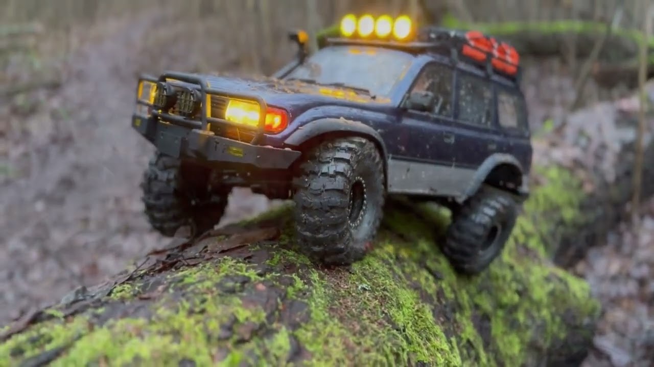 FMS FCX10 first run in the forest