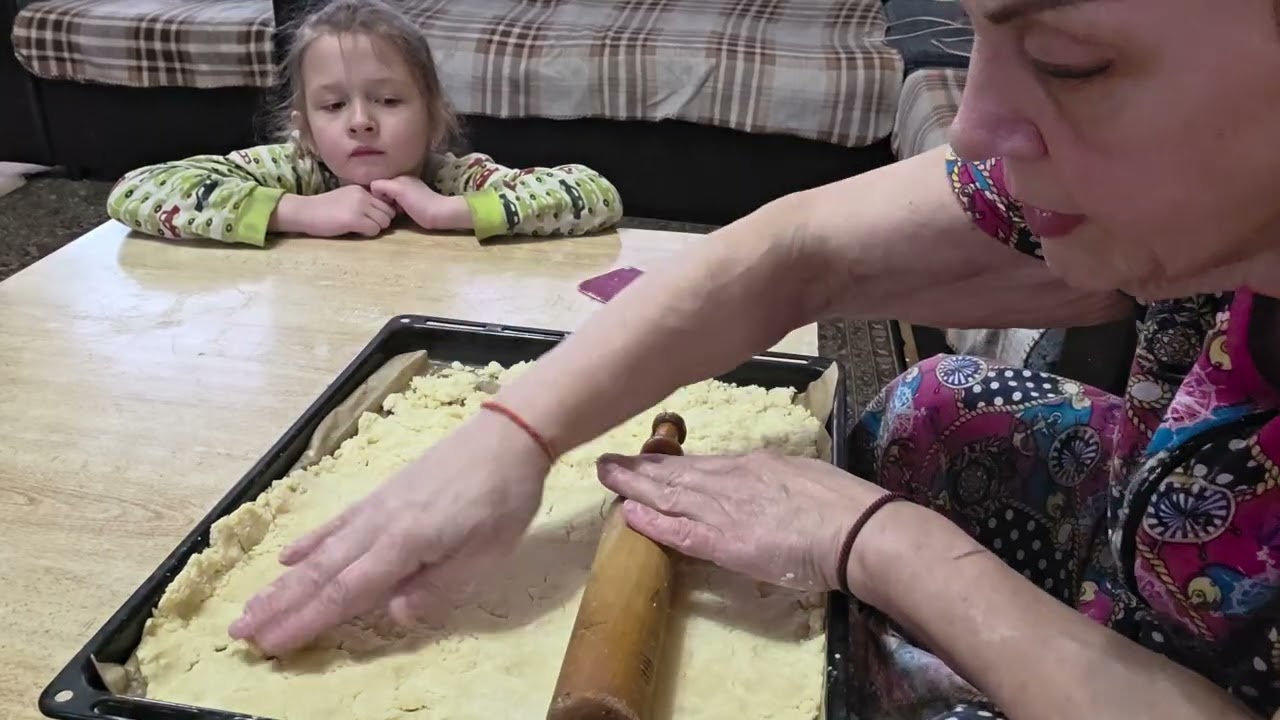 2ч фкусная минутка-песочный пирог с ягодами из морса 
