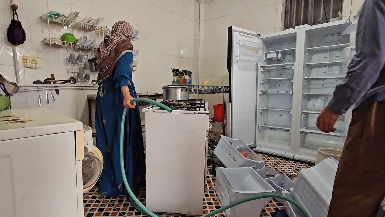  🌿Parvin in the Village | Washing the Kitchen with Her Husband Mokhtar
